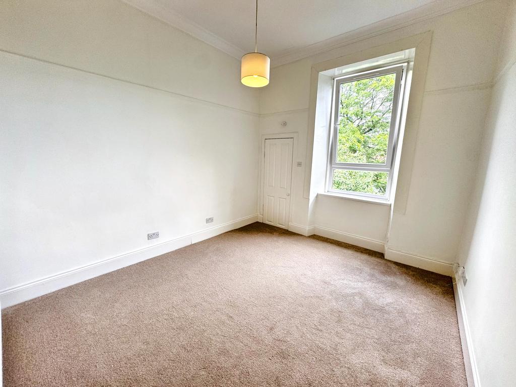 Bedroom 1 (1)