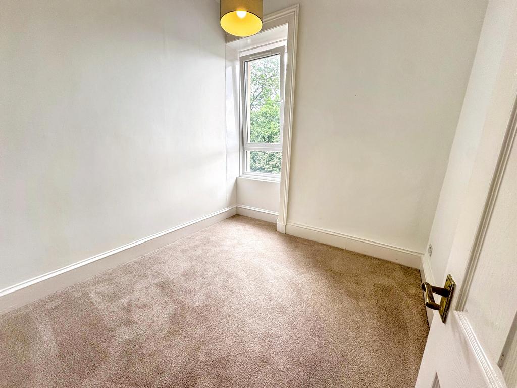 Bedroom 2 (1)