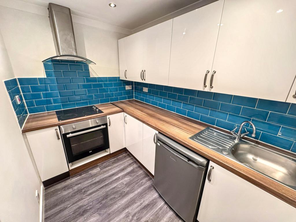 Kitchen 1