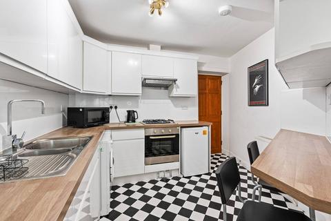 2 bedroom flat for sale, 1A Pilrig Place, Leith, Edinburgh, EH6 5AG