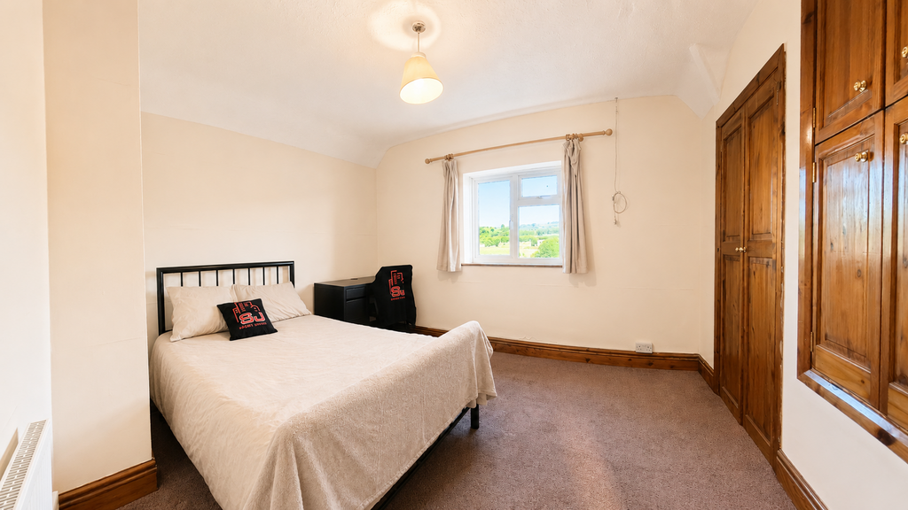 Colbourne Avenue, BN2 - View 2
