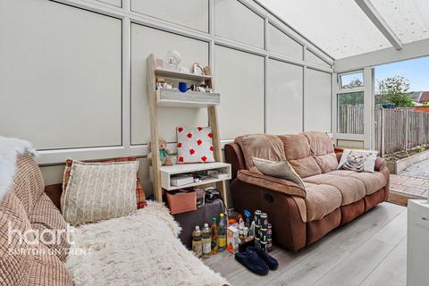 2 bedroom terraced house for sale, Shobnall Street, Burton-On-Trent