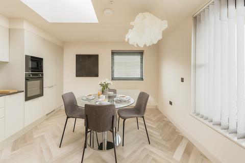 2 bedroom apartment for sale, Sussex House, East Grinstead