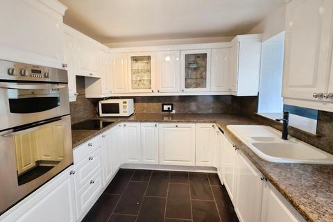 2 bedroom bungalow for sale, Lapwing Gardens, Bristol