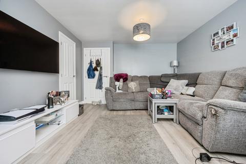 3 bedroom semi-detached house for sale, Hovingham Drive, Great Denham, Bedford, Bedfordshire, MK40