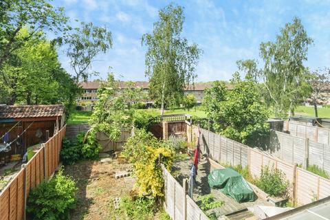 3 bedroom terraced house for sale, Ramsons Avenue, Milton Keynes, MK14