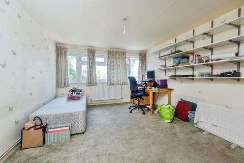 3 bedroom terraced house for sale, Ramsons Avenue, Milton Keynes, MK14
