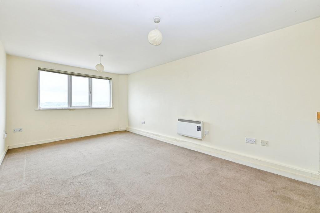 Apartment in Nottingham, Nottinghamshire - View 6