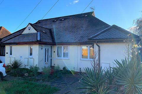 2 bedroom bungalow for sale, Daisy Court, Common View, Letchworth, SG6