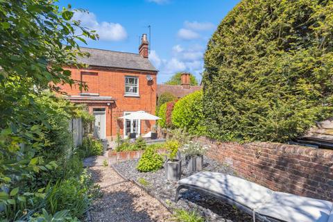 2 bedroom semi-detached house for sale, Mill Lane, Welwyn, AL6