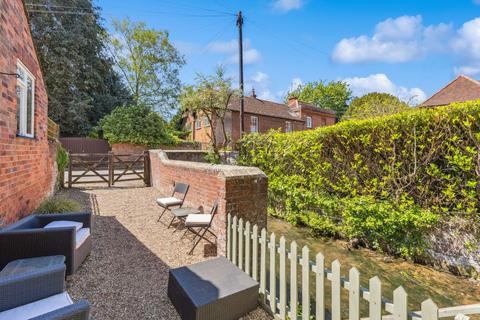 2 bedroom semi-detached house for sale, Mill Lane, Welwyn, AL6