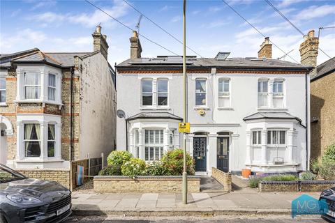 Salisbury Road, Barnet, EN5