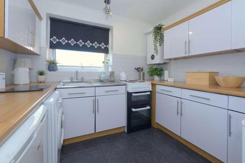 2 bedroom flat for sale, Weston Close, Shifnal, TF11