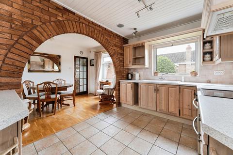 3 bedroom detached bungalow for sale, Creek Road, March
