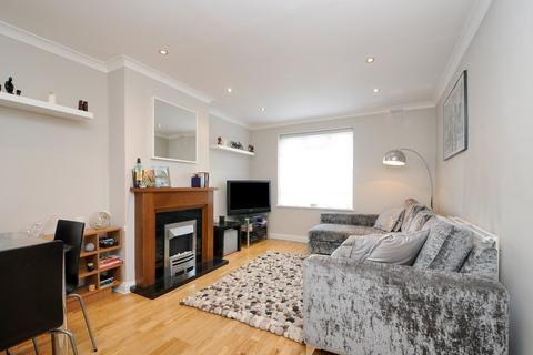 St. Clements Street, Islington, London, N7
