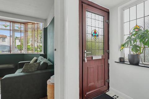 3 bedroom semi-detached house for sale, Woodgrange Drive, Thorpe Bay SS1