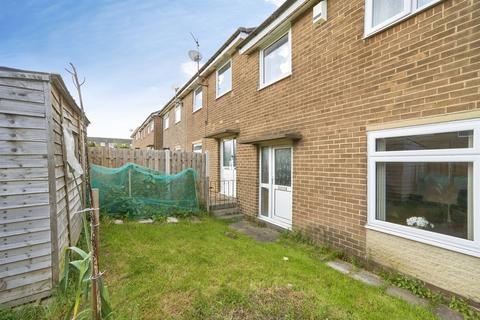 3 bedroom terraced house for sale, Greenlea Avenue, Yeadon, Leeds