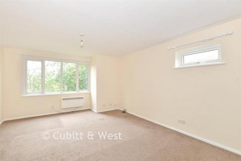 1 bedroom flat for sale, Archers Court, Crawley RH10