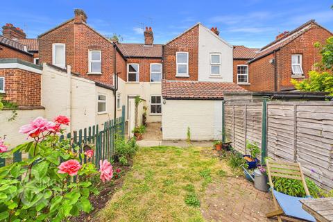 3 bedroom terraced house for sale, Highland Road, Norwich
