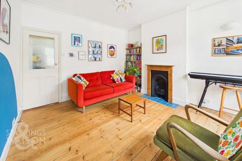 3 bedroom terraced house for sale, Highland Road, Norwich