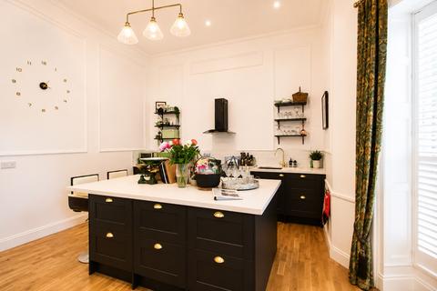 2 bedroom apartment for sale, Flat 1 Priory House, Priory Road, Bodmin, PL31 2AE