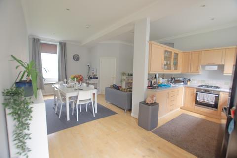 3 bedroom terraced house to rent, 12 Tremayne House, Bodmin, PL31 2QZ