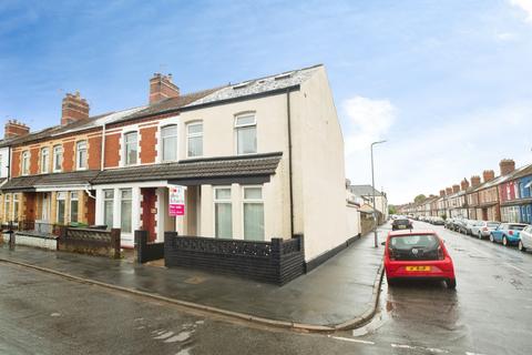 3 bedroom end of terrace house for sale, Radyr Road, Cardiff