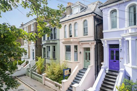 4 bedroom semi-detached house for sale, Inverness Terrace, Broadstairs, Kent, CT10