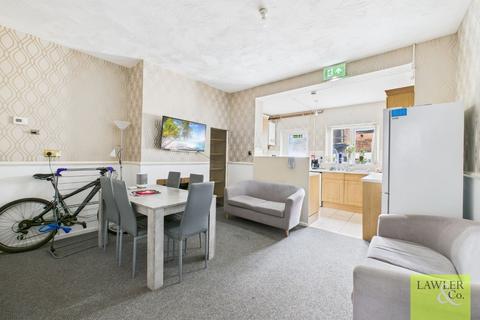 5 bedroom house of multiple occupation for sale, West Street, Stalybridge, Greater Manchester, SK15 1NE