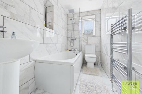 5 bedroom house of multiple occupation for sale, West Street, Stalybridge, Greater Manchester, SK15 1NE
