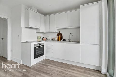 1 bedroom apartment for sale, Churchfields, London