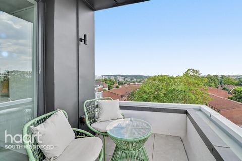 1 bedroom apartment for sale, Churchfields, London