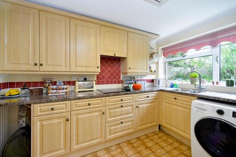 3 bedroom detached house for sale, Cranleigh Mead, Cranleigh, GU6