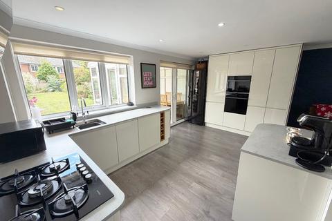 3 bedroom semi-detached house for sale, Francis Dickins Close, Wollaston