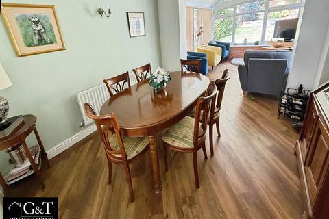 4 bedroom detached house for sale, Hillside, Wombourne, Wolverhampton