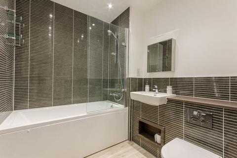 2 bedroom flat to rent, Henry Darlot Drive, Mill Hill, London, NW7