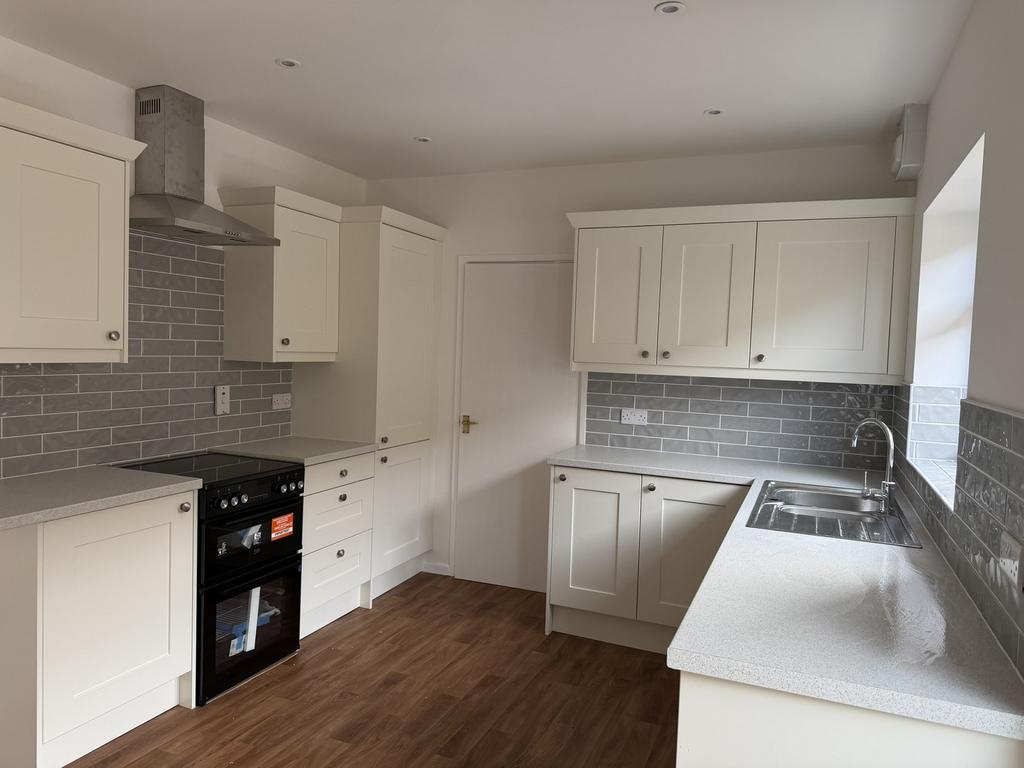 House in Llandeilo - View 2
