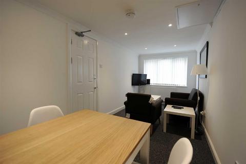 1 bedroom detached house to rent, Windermere Drive, Wellingborough, NN8