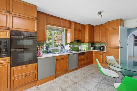 4 bedroom detached house for sale, Ashley Rise, Walton-On-Thames, KT12