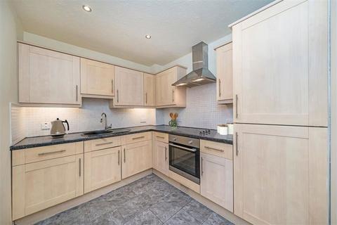 1 bedroom flat for sale, Farrow Lane, London SE14