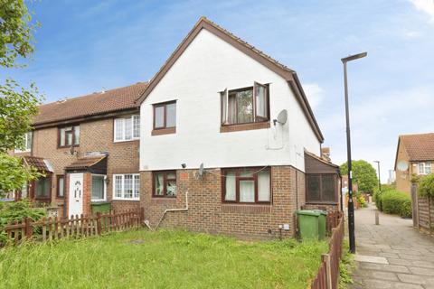 Goldfinch Road, London, SE28