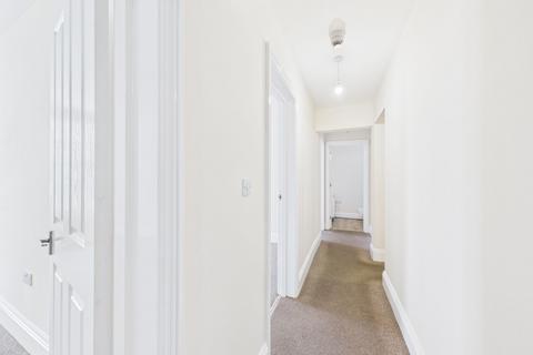 2 bedroom flat for sale, Nevill Street, Abergavenny, NP7