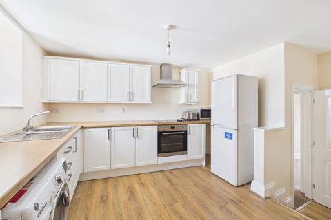 2 bedroom flat for sale, Nevill Street, Abergavenny, NP7