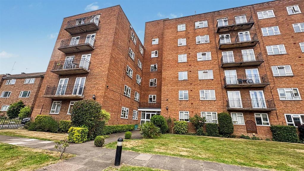 1 bedroom flat for sale