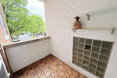 1 bedroom flat for sale, Griffin Court, Edgbaston B5
