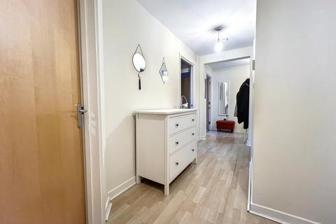 2 bedroom flat for sale, Albion Gardens, Edinburgh EH7