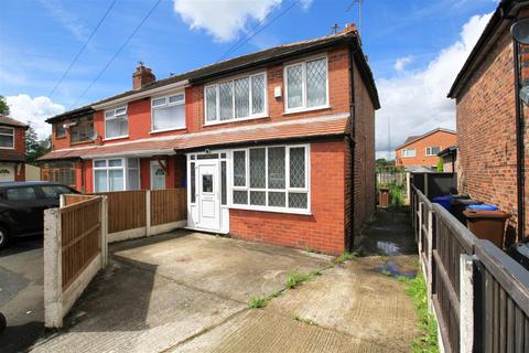 2 bedroom house for sale, Thankerton Avenue, Manchester M34