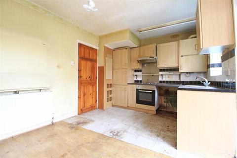 2 bedroom house for sale, Thankerton Avenue, Manchester M34