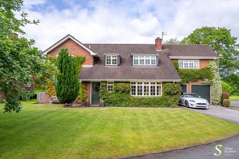 5 bedroom detached house for sale, Broomfield Close, Chelford, SK11