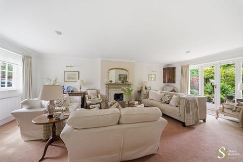 5 bedroom detached house for sale, Broomfield Close, Chelford, SK11